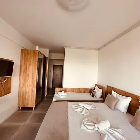 & Studiouri Calypso شقة إيفوري نورد