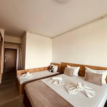 & Studiouri Calypso شقة إيفوري نورد