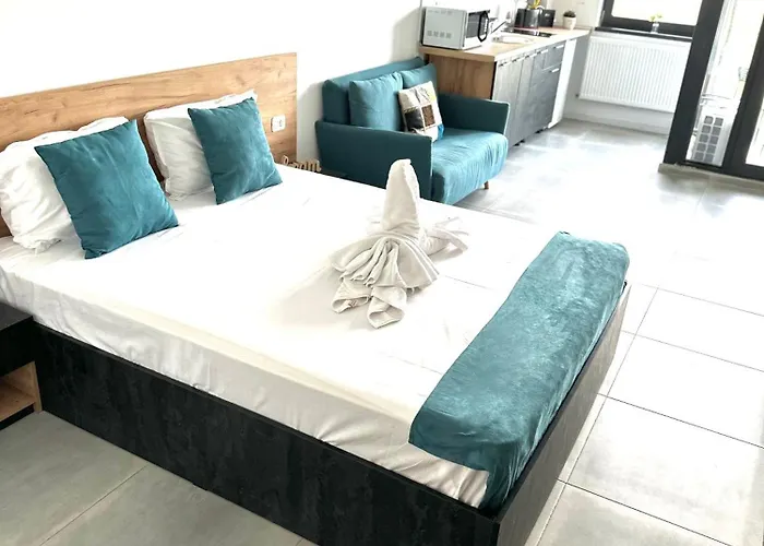 & Studiouri Calypso *